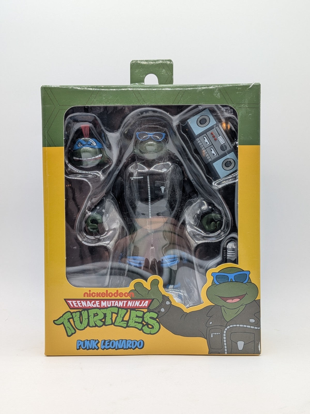 NECA 2026 Teenage Mutant Ninja Turtles Punk Leonardo Action Figure