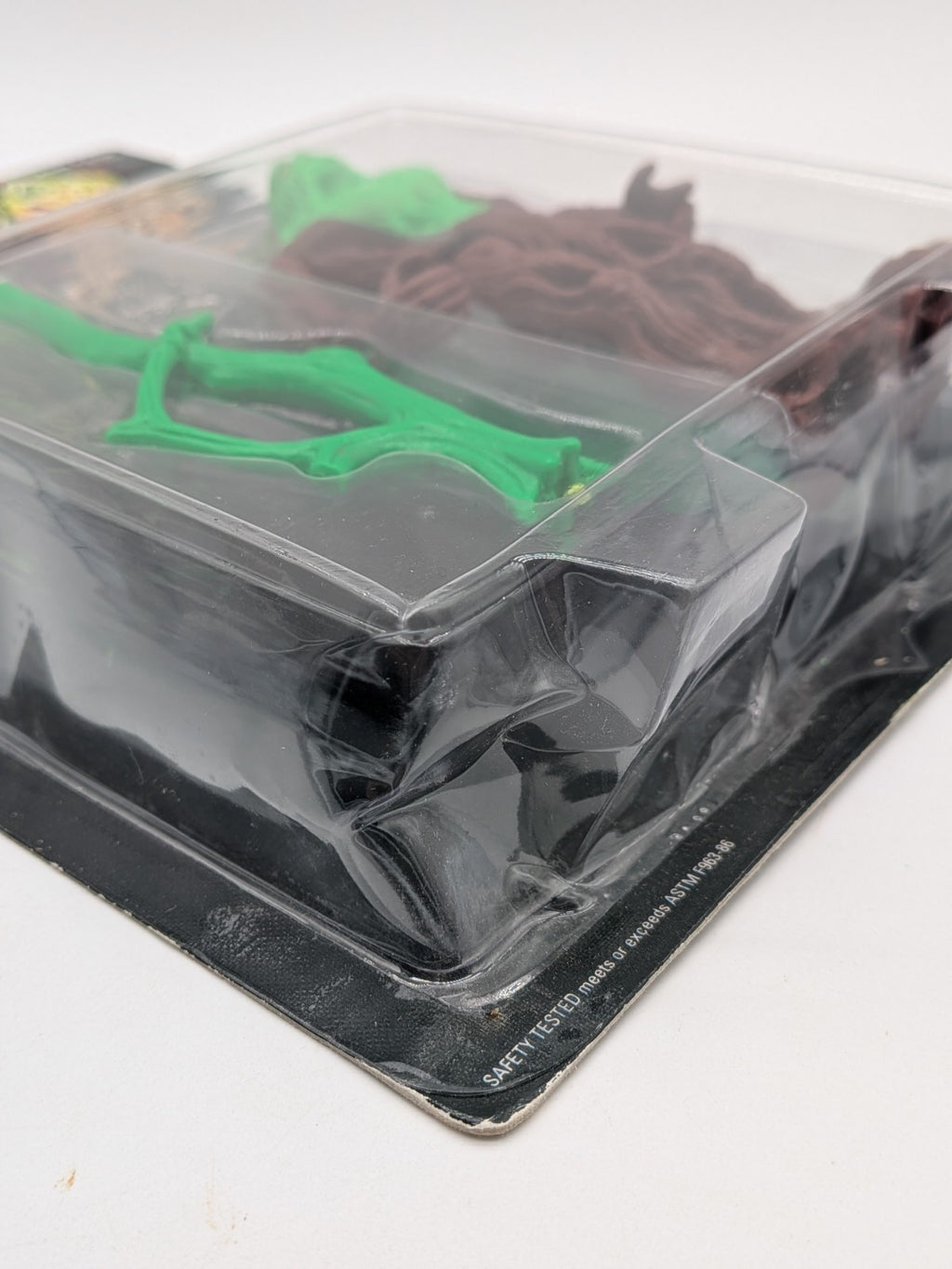 Kenner 1990 Swamp Thing Camouflage Swamp Thing Action Figure 