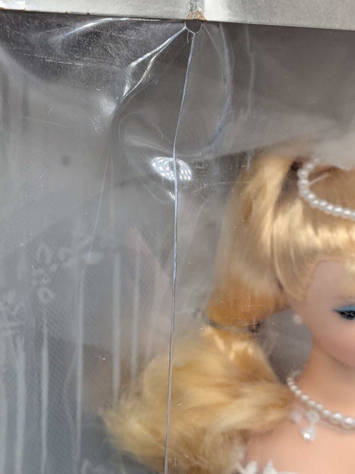 Mattel 1997 Great Fashions of the 20th Century Wedding Day Barbie Blonde