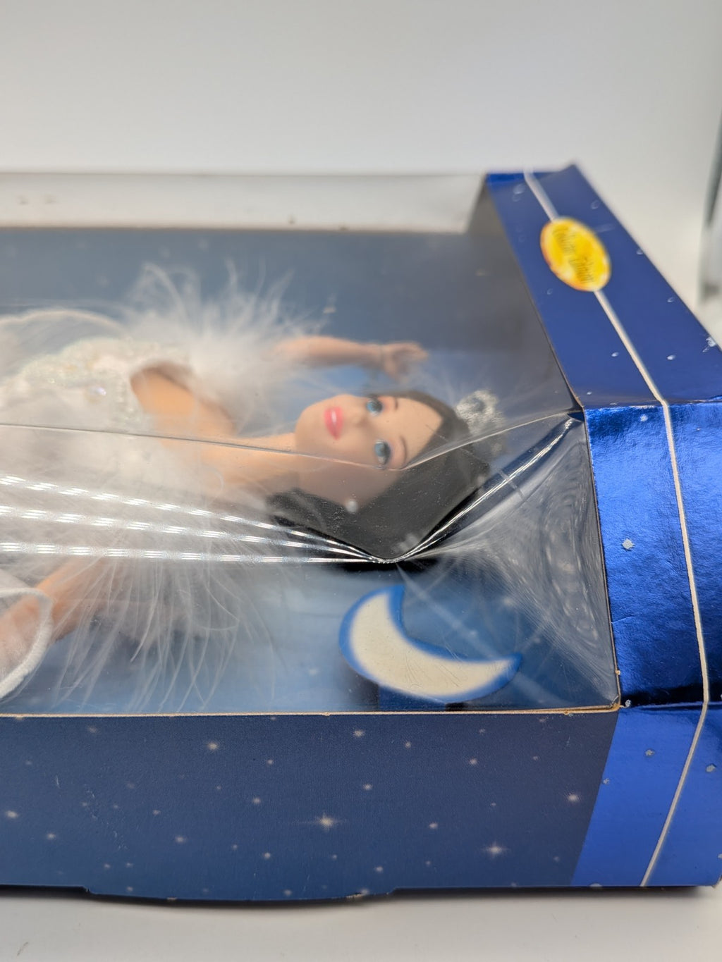 Mattel 1997 Classic Ballet Series Barbie as the Swan Queen in Swan Lake