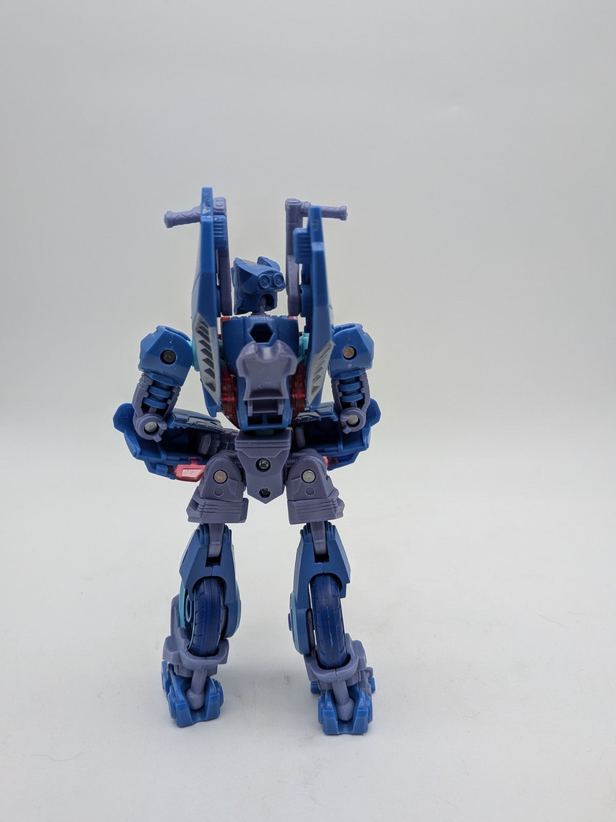 Hasbro 2024 Transformers Legacy United Cyberverse Universe Chromia Figure