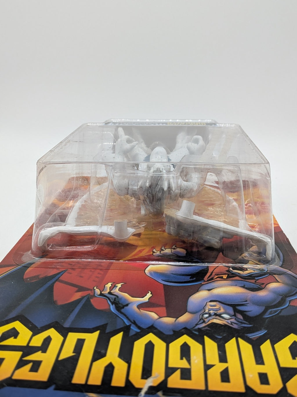 Kenner 1995 Gargoyles Icestorm Brooklyn Action Figure 