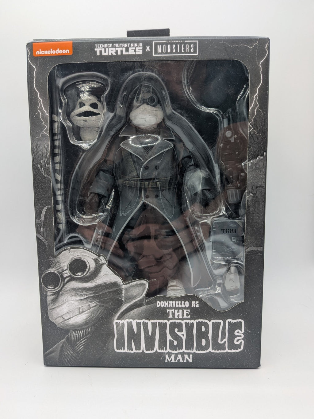 NECA 2025 Universal Monsters x TMNT Donatello as The Invisible Man (B & W)