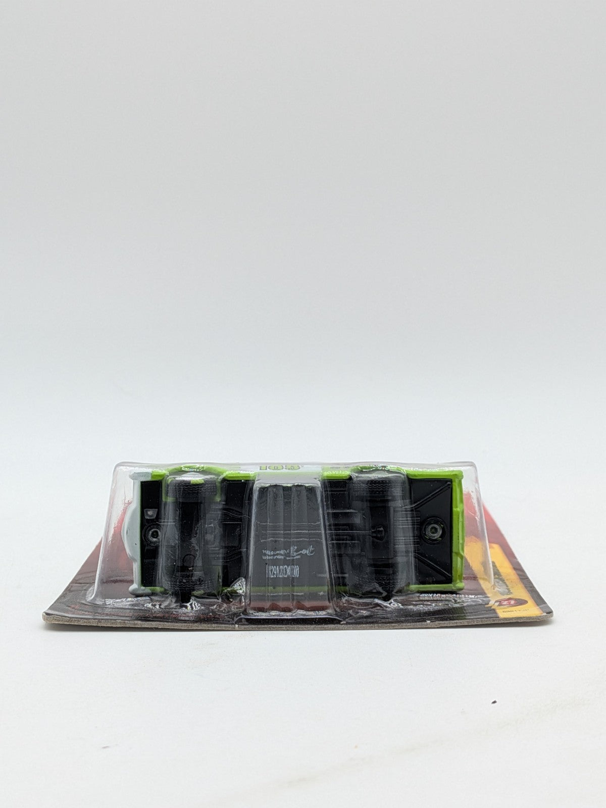 Johnny Lightning 2012 Demolition Derby 1969 Lincoln Continental Diecast Car