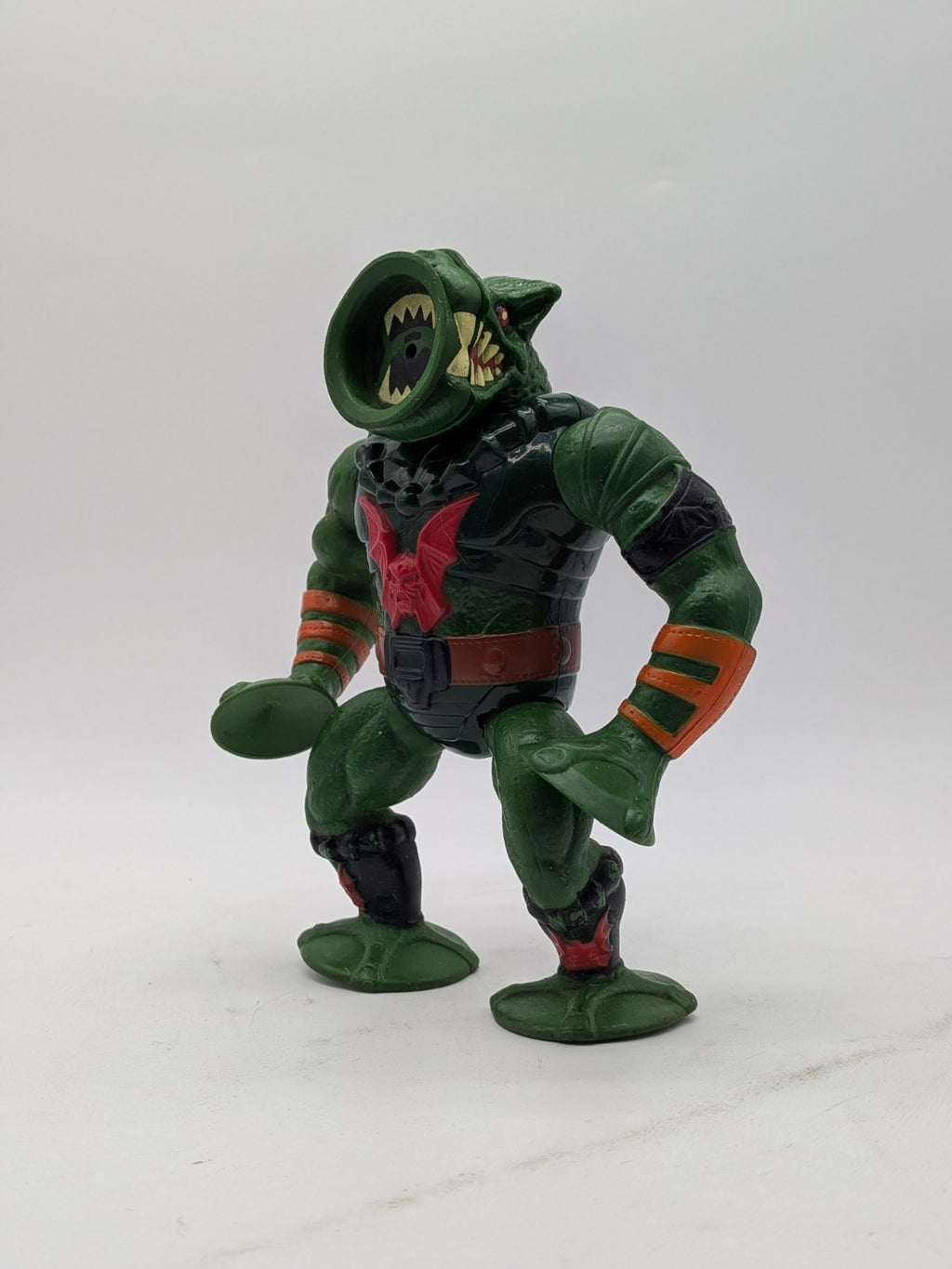 Mattel 1985 MOTU Leech Black Belt Variant Complete Crossbow