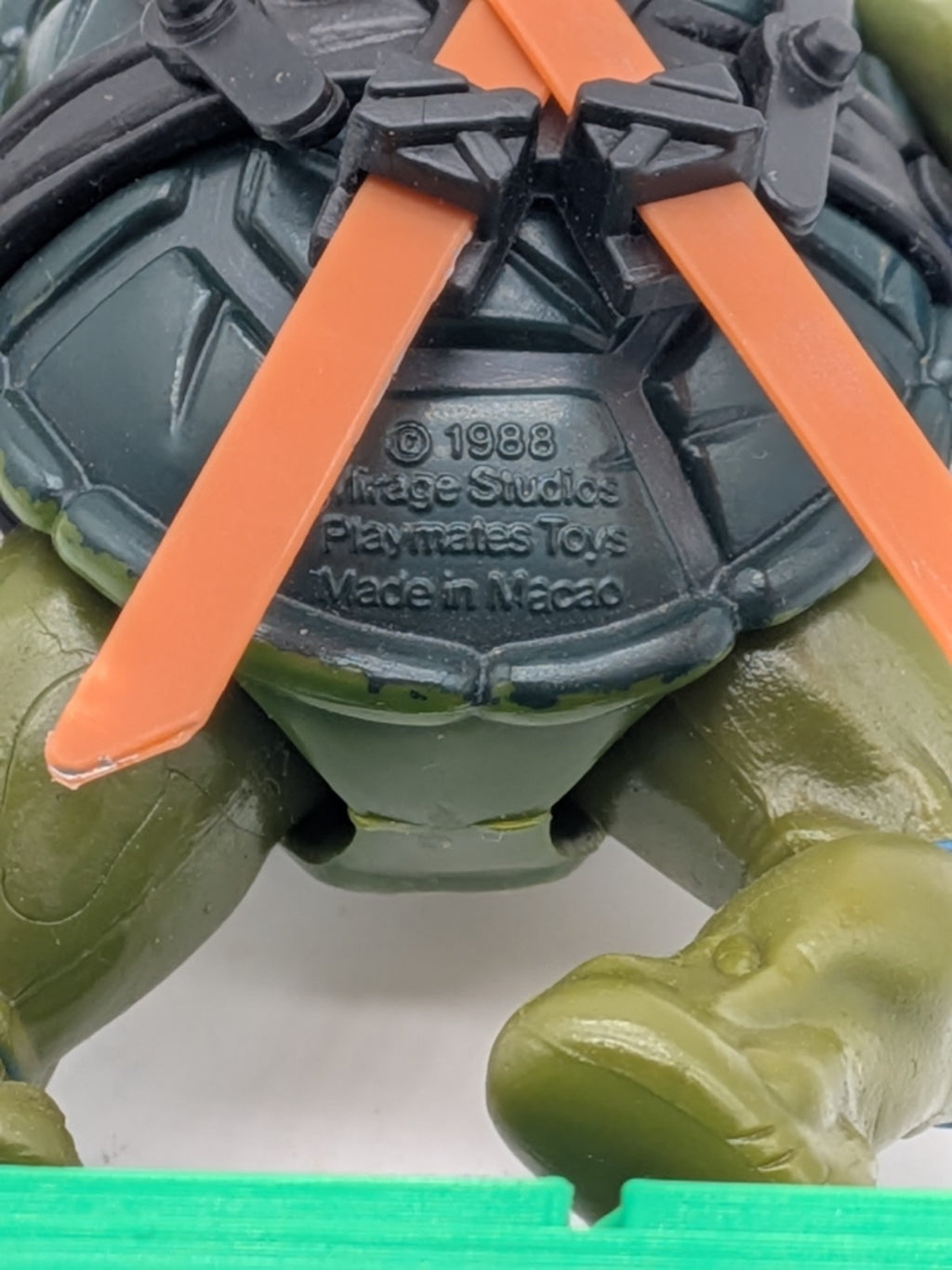 Playmates 1988 Teenage Mutant Ninja Turtles Leonardo (Hard Head Variant) 