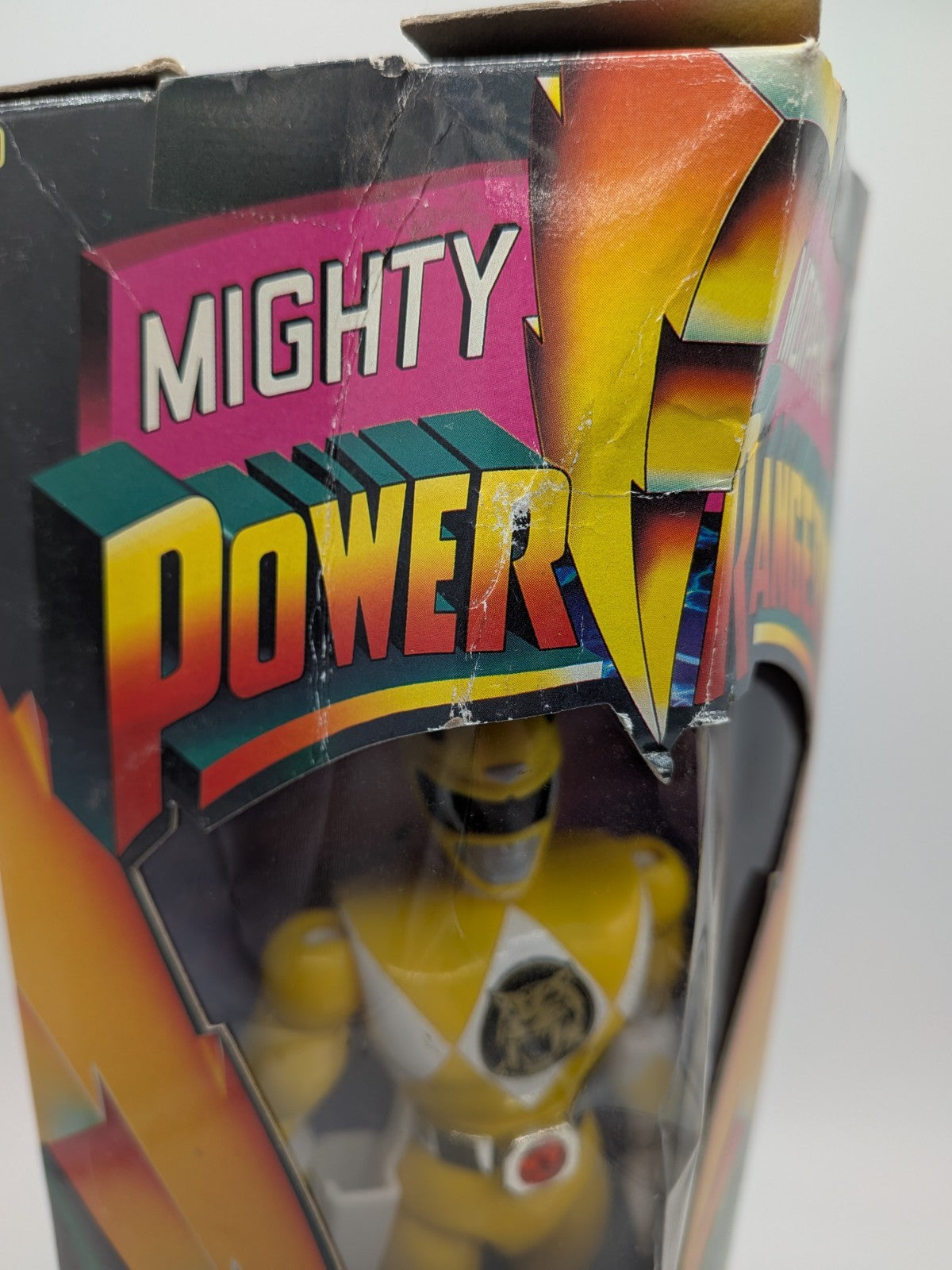 Bandai 1993 Mighty Morphin Power Rangers Trini Yellow Ranger 8" 