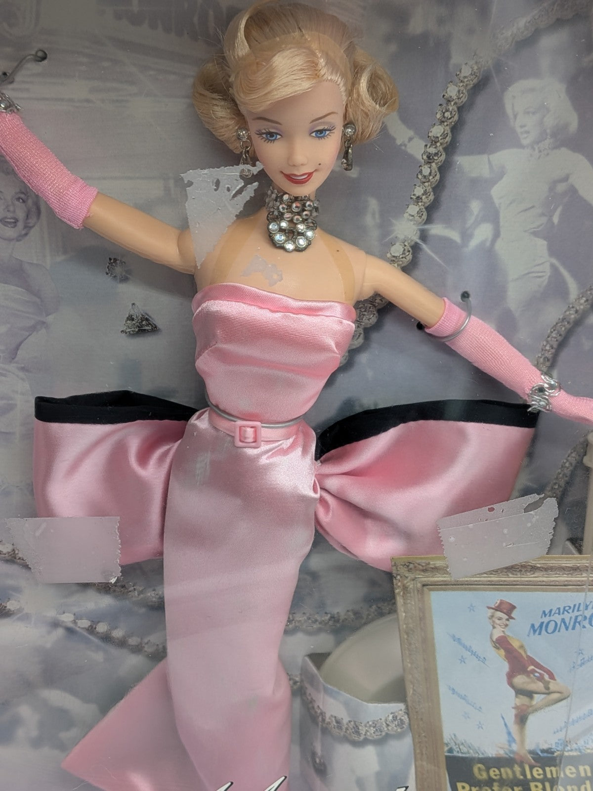 Mattel 1997 Hollywood Legends Barbie as Marilyn Monroe Gentlemen Prefer Blondes