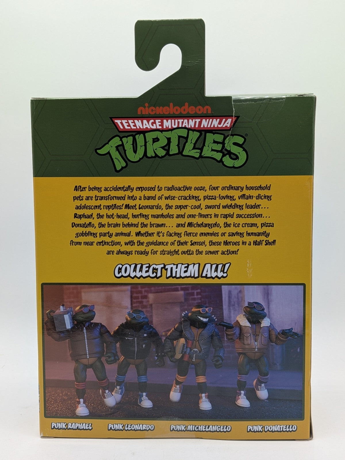 NECA 2026 Teenage Mutant Ninja Turtles Punk Leonardo Action Figure