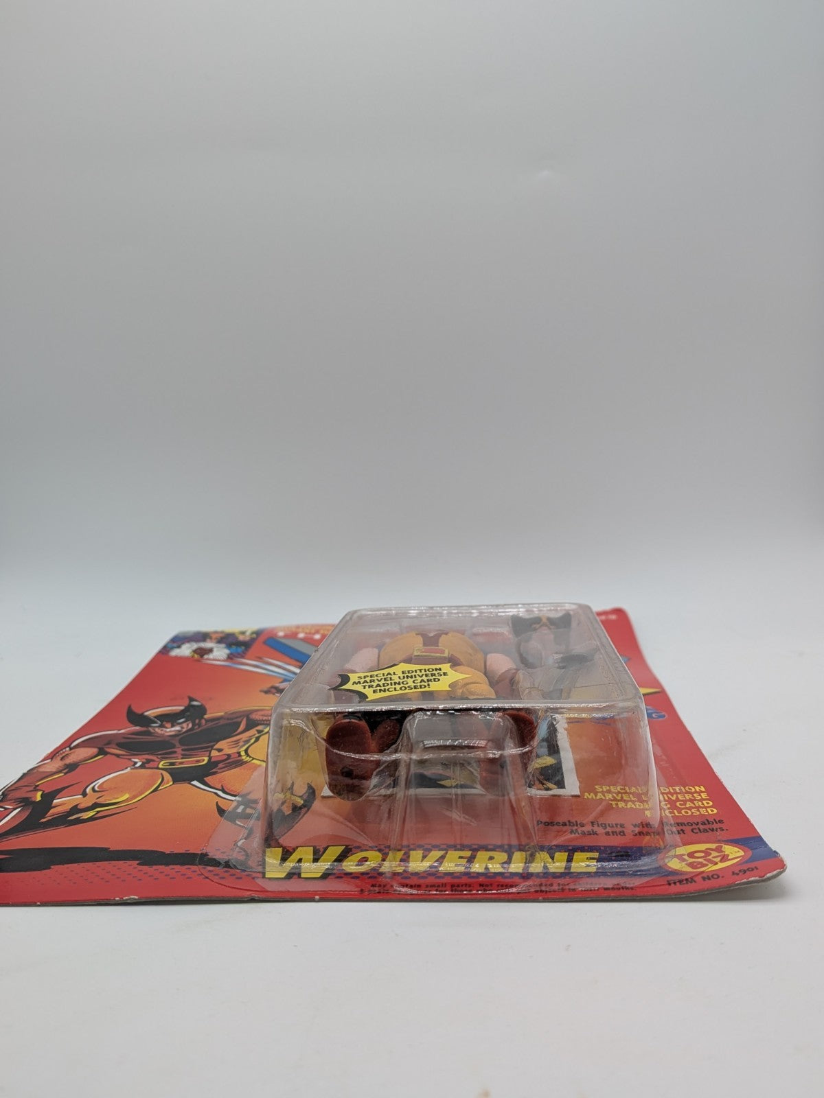 Toy Biz 1991 The Uncanny X-Men Wolverine Action Figure (Snap-Out Claws)