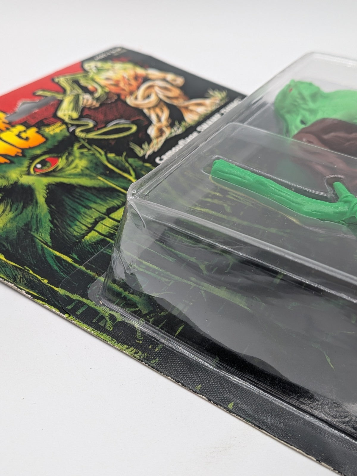 Kenner 1990 Swamp Thing Camouflage Swamp Thing Action Figure 