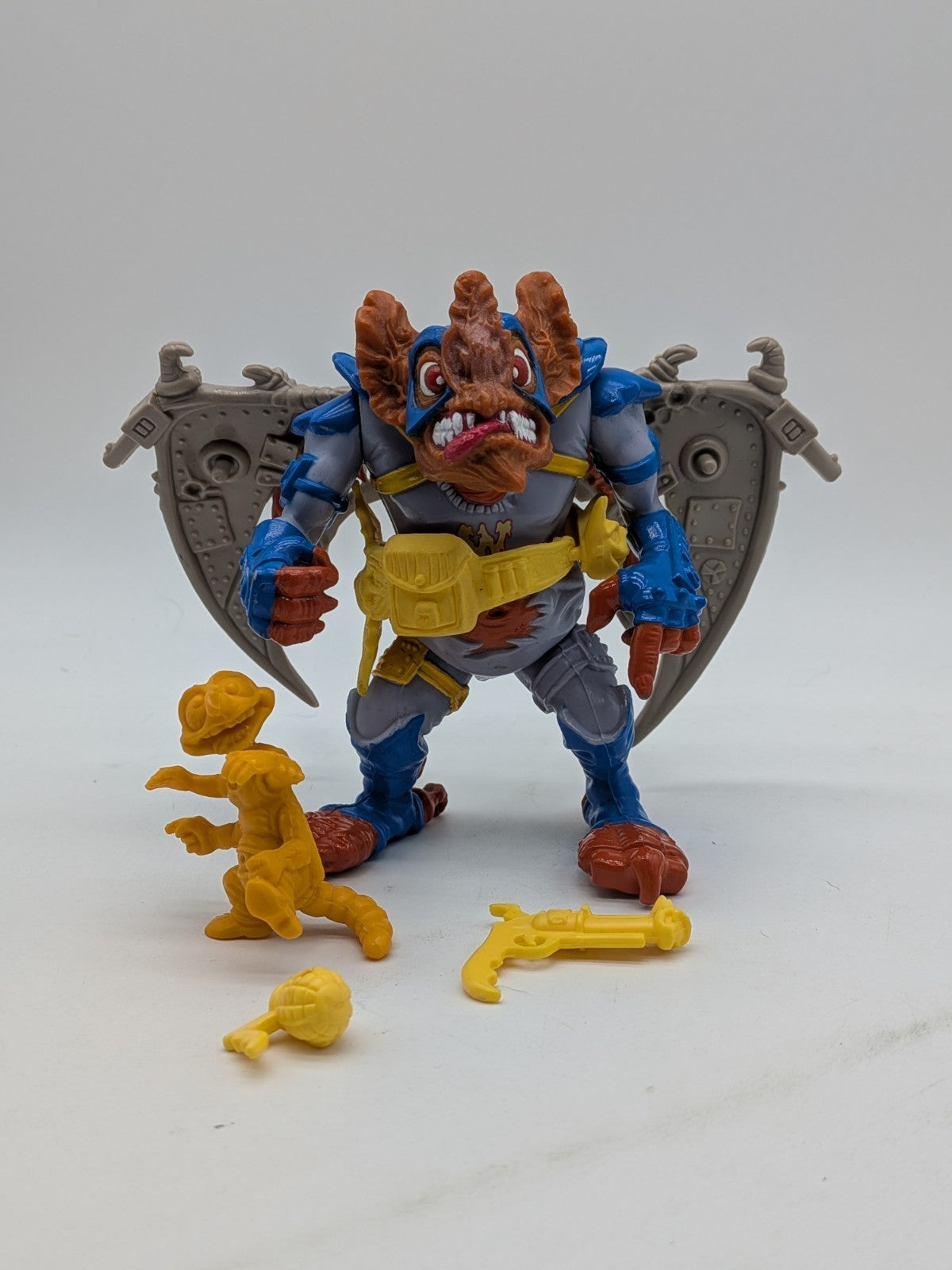 Playmates 1990 Teenage Mutant Ninja Turtles Wingnut & Screwloose Action Figure 