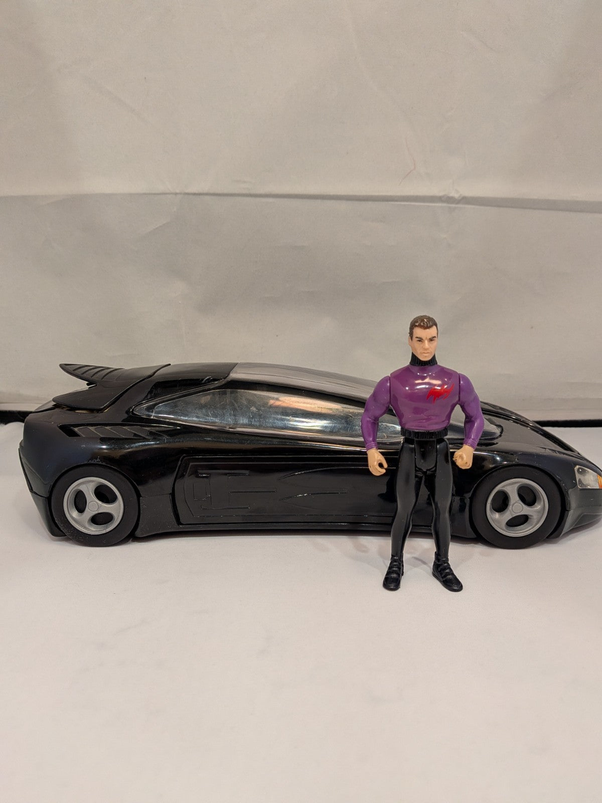 Kenner 1991 Batman Returns Bruce Wayne Custom Coupe Includes Bruce Wayne