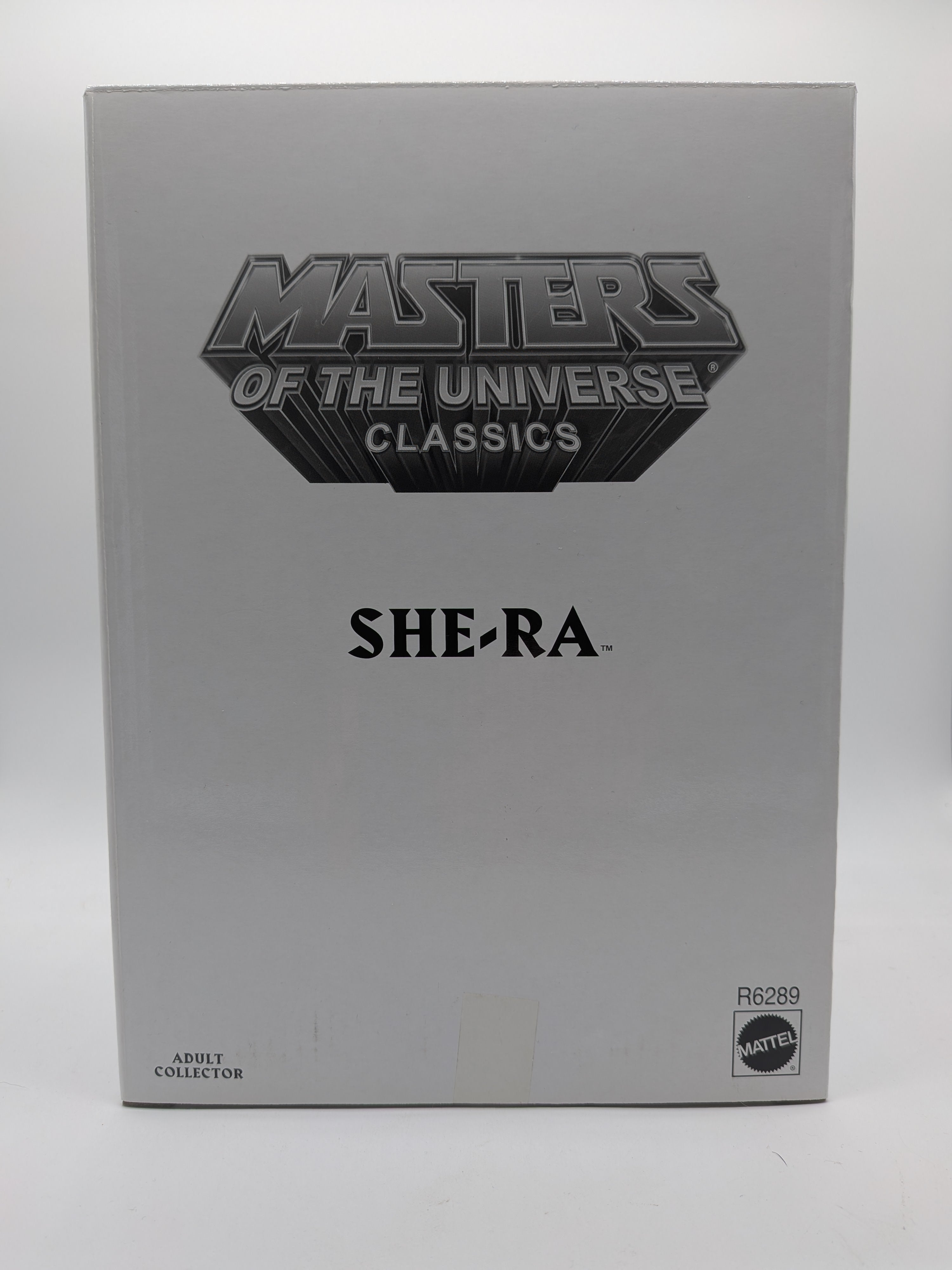 Mattel 2009 Masters of the Universe Classics She-Ra Figure