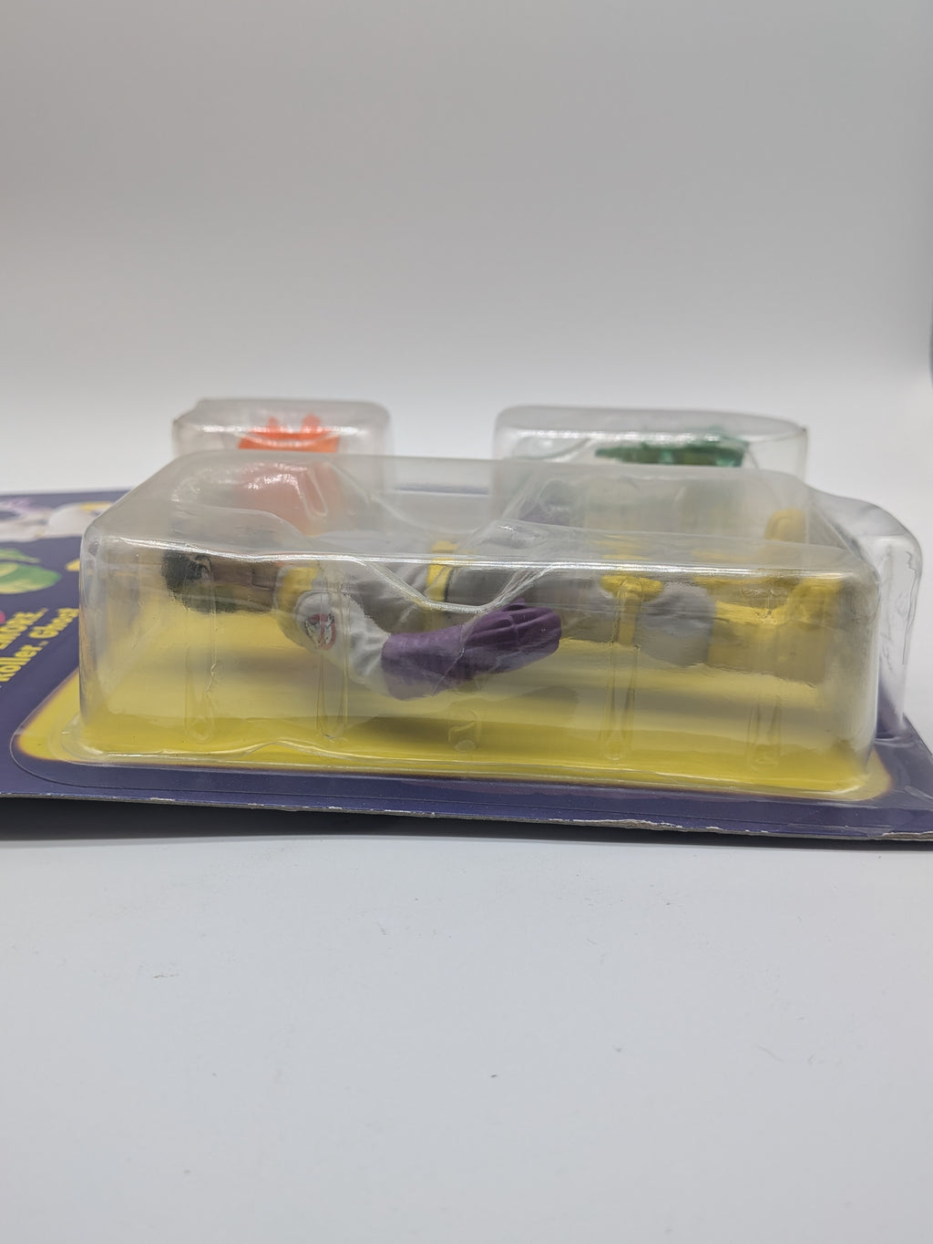 Hasbro 2024 Retro Ghostbusters Fright Features Winston Zeddemore & Scream Roller Ghost