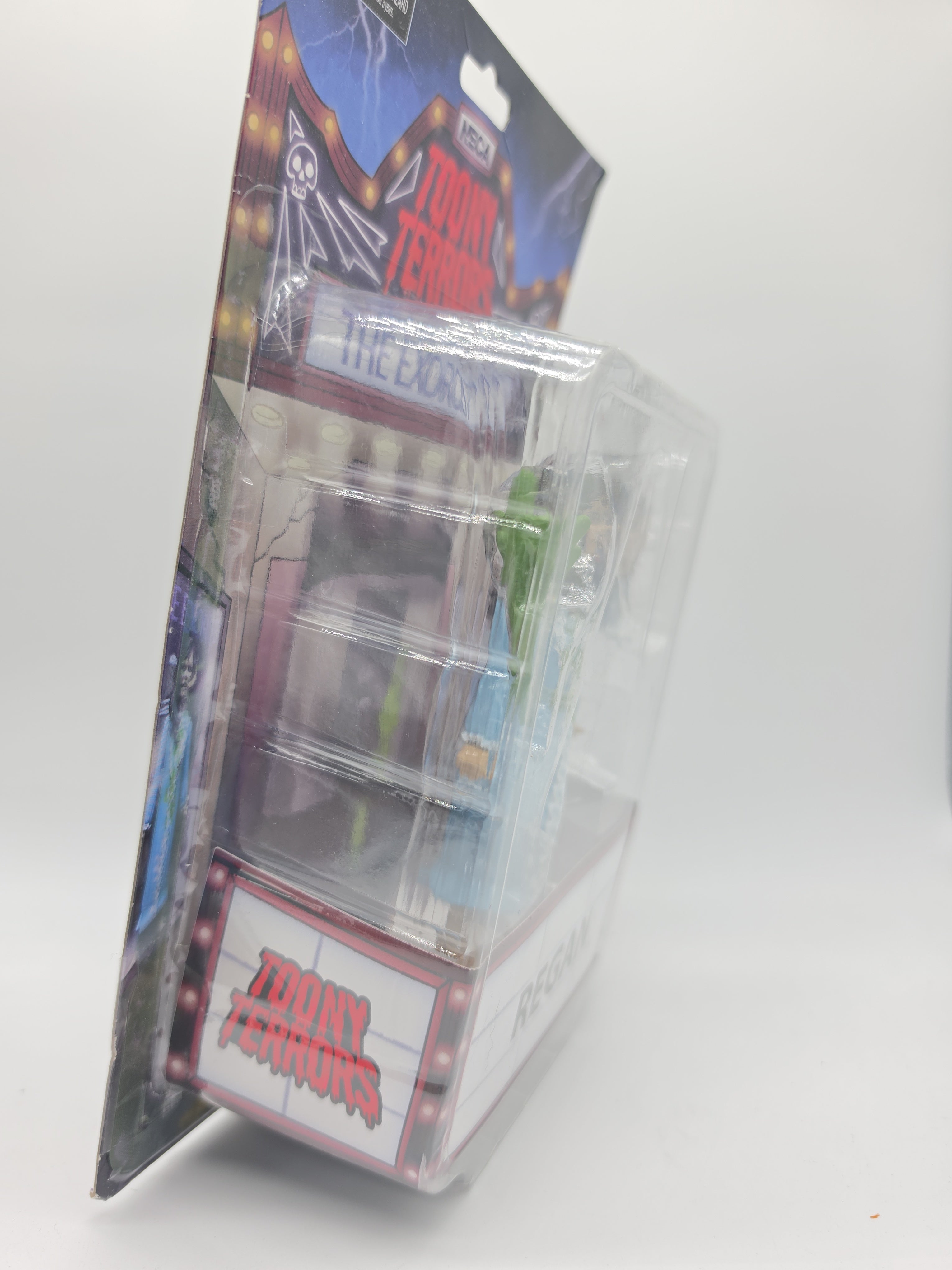 NECA 2020 Toony Terrors Regan Action Figure