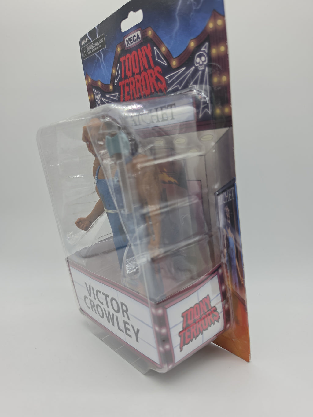 NECA 2020 Toony Terrors Victor Crowley (Hatchet) Action Figure