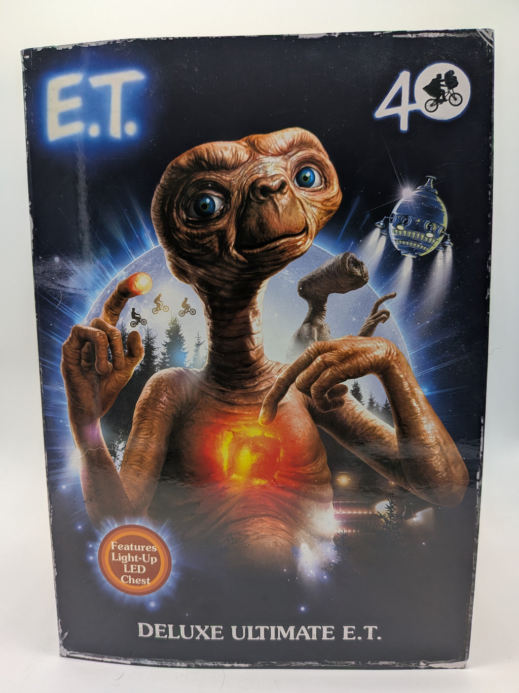 NECA 2022 E.T. The Extra-Terrestrial Deluxe Ultimate E.T. 40th Anniversary